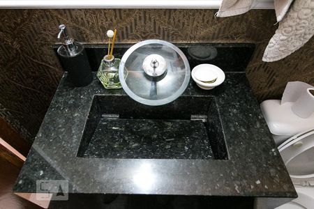 Casa à venda com 180m², 3 quartos e 2 vagasLavabo