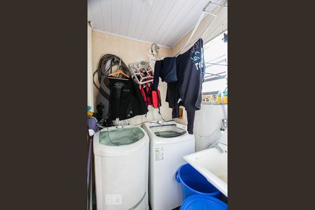 Casa à venda com 180m², 3 quartos e 2 vagasÁrea de Serviço