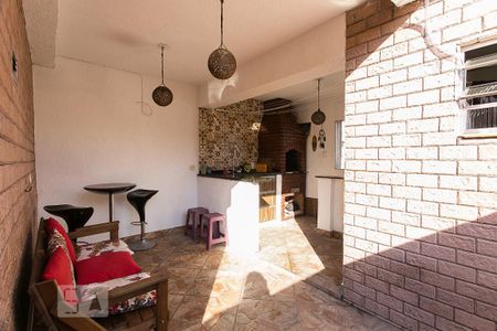Casa à venda com 180m², 3 quartos e 2 vagasárea com Churrasqueira