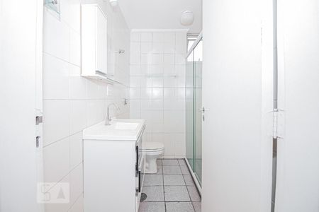 BANHEIRO  de apartamento para alugar com 2 quartos, 64m² em Luz, São Paulo