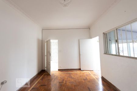 Sala de casa à venda com 2 quartos, 150m² em Vila Santo Estevão, São Paulo