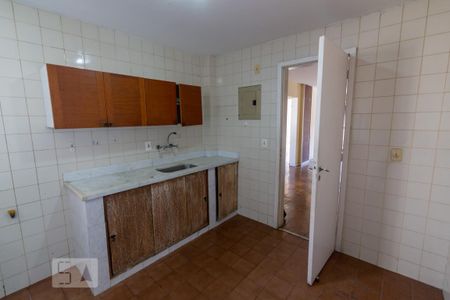 Apartamento à venda com 93m², 2 quartos e 2 vagas Apartamento à venda com 93m², 2 quartos e 2 vagasCozinha