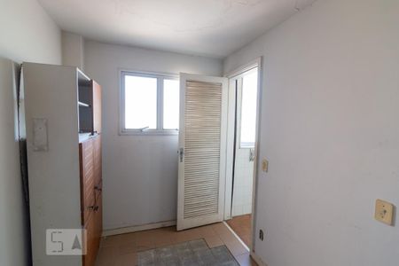 Apartamento à venda com 93m², 2 quartos e 2 vagas Apartamento à venda com 93m², 2 quartos e 2 vagasQuarto de Serviço