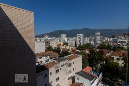 Apartamento à venda com 93m², 2 quartos e 2 vagas Apartamento à venda com 93m², 2 quartos e 2 vagasVista do Quarto