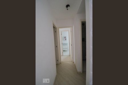 Apartamento à venda com 60m², 2 quartos e 1 vaga Apartamento à venda com 60m², 2 quartos e 1 vagaCorredor