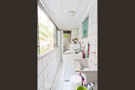 Apartamento à venda com 68m², 2 quartos e 1 vagaÁrea de Serviço