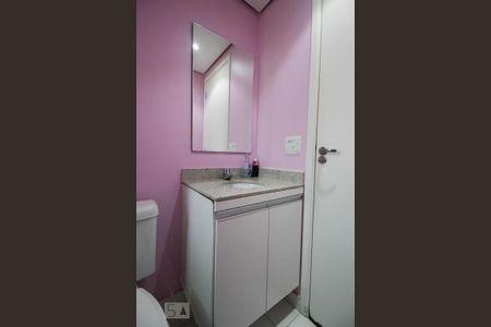 Apartamento à venda com 62m², 2 quartos e 1 vaga Apartamento à venda com 62m², 2 quartos e 1 vagaBanheiro