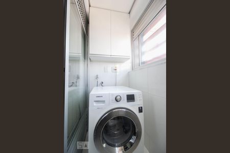 Apartamento à venda com 62m², 2 quartos e 1 vaga Apartamento à venda com 62m², 2 quartos e 1 vagaÁrea de serviço