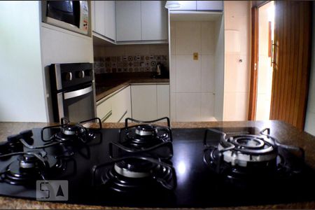 Casa para alugar com 640m², 5 quartos e 4 vagasCozinha