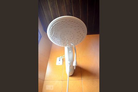 Casa para alugar com 640m², 5 quartos e 4 vagasBanheiro dos quartos