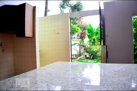 Casa para alugar com 640m², 5 quartos e 4 vagasÁrea de serviços quarto 5 e banheiro