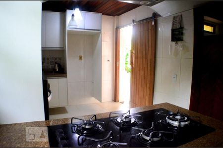 Casa para alugar com 640m², 5 quartos e 4 vagasCozinha