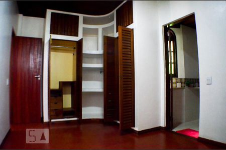 Casa para alugar com 640m², 5 quartos e 4 vagasQuarto 3