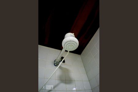 Casa para alugar com 640m², 5 quartos e 4 vagasQuarto 2 com banheiro