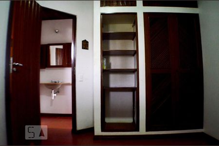 Casa para alugar com 640m², 5 quartos e 4 vagasQuarto 3