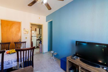 Apartamento à venda com 72m², 2 quartos e 1 vaga Apartamento à venda com 72m², 2 quartos e 1 vagaSala