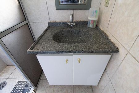 Apartamento à venda com 72m², 2 quartos e 1 vaga Apartamento à venda com 72m², 2 quartos e 1 vagaDetalhe banheiro