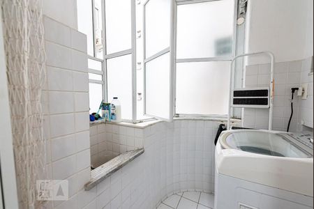 Apartamento à venda com 80m², 2 quartos e 1 vagaÁrea de Serviço