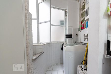 Apartamento à venda com 80m², 2 quartos e 1 vagaÁrea de Serviço