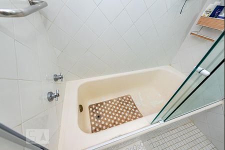 Apartamento à venda com 80m², 2 quartos e 1 vagaBanheiro