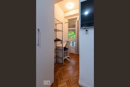 Quarto 1 de apartamento à venda com 2 quartos, 80m² em Leblon, Rio de Janeiro