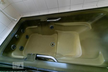 Casa para alugar com 250m², 3 quartos e 2 vagasBanheiro da Suíte - Banhheira