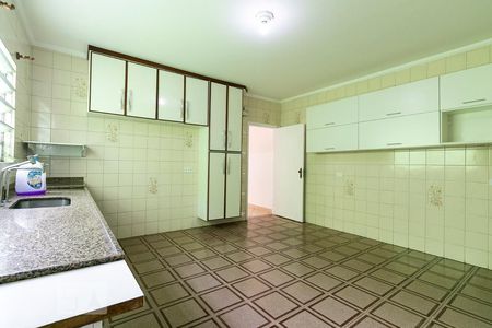 Casa para alugar com 250m², 3 quartos e 2 vagasCozinha