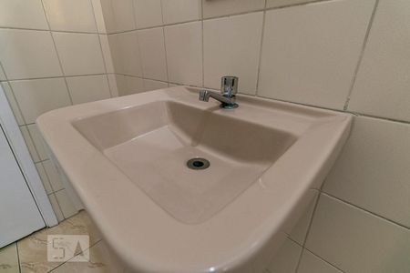 Casa para alugar com 250m², 3 quartos e 2 vagasBanheiro 3 - Pia