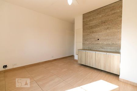 Casa para alugar com 250m², 3 quartos e 2 vagasSuíte