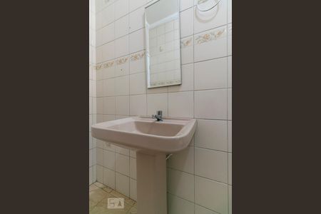 Casa para alugar com 250m², 3 quartos e 2 vagasBanheiro 3