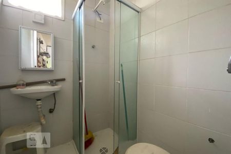 Casa para alugar com 412m², 5 quartos e 2 vagas Casa para alugar com 412m², 5 quartos e 2 vagasBanheiro de Serviço