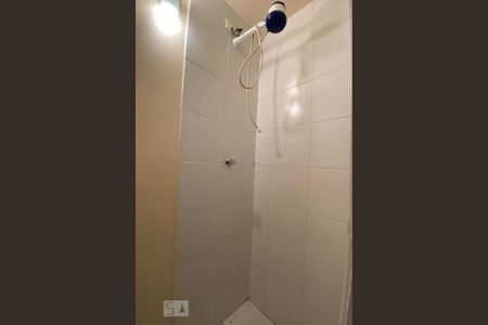 Casa para alugar com 412m², 5 quartos e 2 vagas Casa para alugar com 412m², 5 quartos e 2 vagasBanheiro de Serviço 2