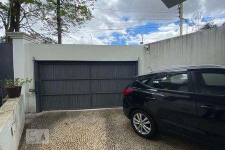 Casa para alugar com 412m², 5 quartos e 2 vagas Casa para alugar com 412m², 5 quartos e 2 vagasGaragem