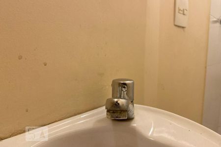 Casa para alugar com 412m², 5 quartos e 2 vagas Casa para alugar com 412m², 5 quartos e 2 vagasBanheiro - Torneira