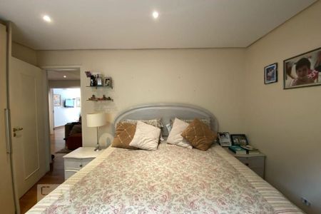 Casa para alugar com 412m², 5 quartos e 2 vagas Casa para alugar com 412m², 5 quartos e 2 vagasSuíte 4