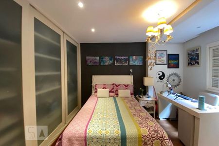 Casa para alugar com 412m², 5 quartos e 2 vagas Casa para alugar com 412m², 5 quartos e 2 vagasSuíte 5