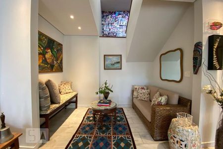 Sala de casa para alugar com 5 quartos, 412m² em Jardim Leonor, São Paulo