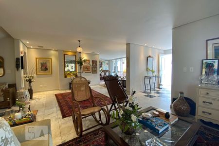 Sala de casa para alugar com 5 quartos, 412m² em Jardim Leonor, São Paulo