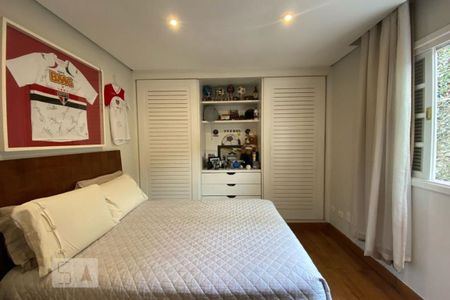 Casa para alugar com 412m², 5 quartos e 2 vagas Casa para alugar com 412m², 5 quartos e 2 vagasSuíte 3