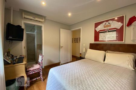 Casa para alugar com 412m², 5 quartos e 2 vagas Casa para alugar com 412m², 5 quartos e 2 vagasSuíte 3