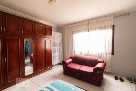 Casa à venda com 475m², 4 quartos e 5 vagasQuarto 2