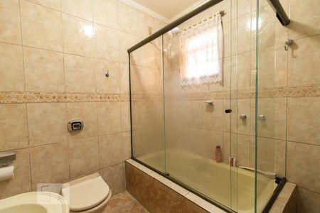 Banheiro do Quarto 1 de casa à venda com 4 quartos, 475m² em Estância Velha, Canoas