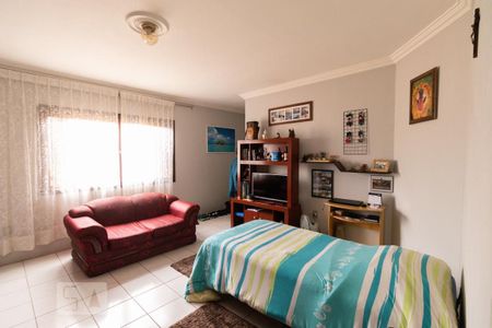 Casa à venda com 475m², 4 quartos e 5 vagasQuarto 2