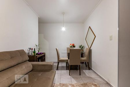 Salade Apartamento com 2 quartos, 48m² Cangaíba