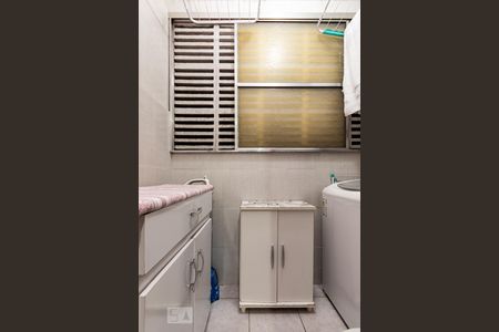 Apartamento à venda com 48m², 2 quartos e 1 vaga Apartamento à venda com 48m², 2 quartos e 1 vagaÁrea de serviço