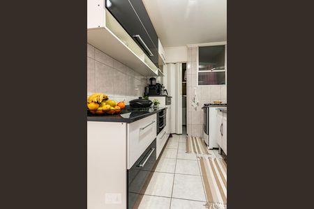 Apartamento à venda com 48m², 2 quartos e 1 vaga Apartamento à venda com 48m², 2 quartos e 1 vagaCozinha