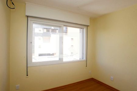 Quarto 2 de apartamento para alugar com 2 quartos, 78m² em Independência, Porto Alegre