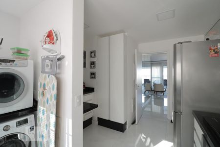 Apartamento à venda com 130m², 3 quartos e 3 vagasCozinha 