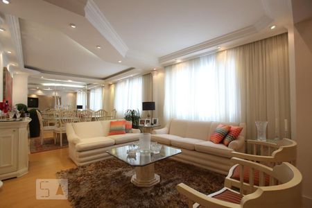 Sala de apartamento para alugar com 3 quartos, 121m² em Indianópolis, São Paulo