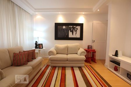 Quarto 1/Sala de apartamento para alugar com 3 quartos, 121m² em Indianópolis, São Paulo